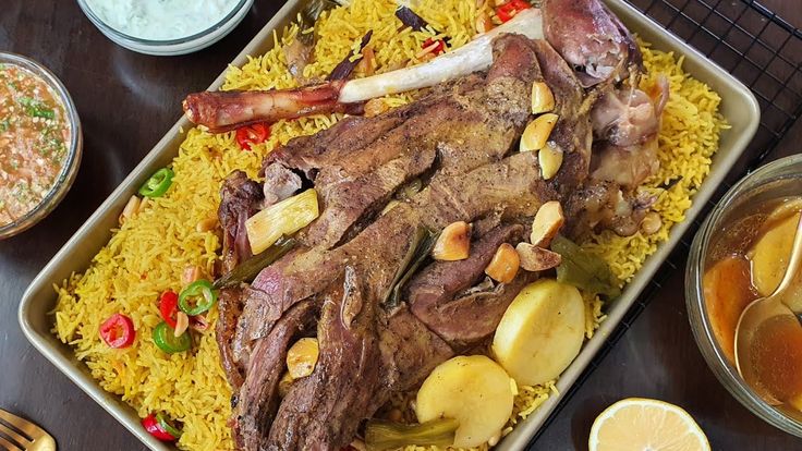 alt="rekomendasi kuliner khas Idul Adha di Timur Tengah"